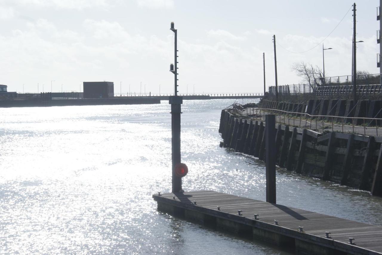 Apartment Coastal - Waterfront Swansea